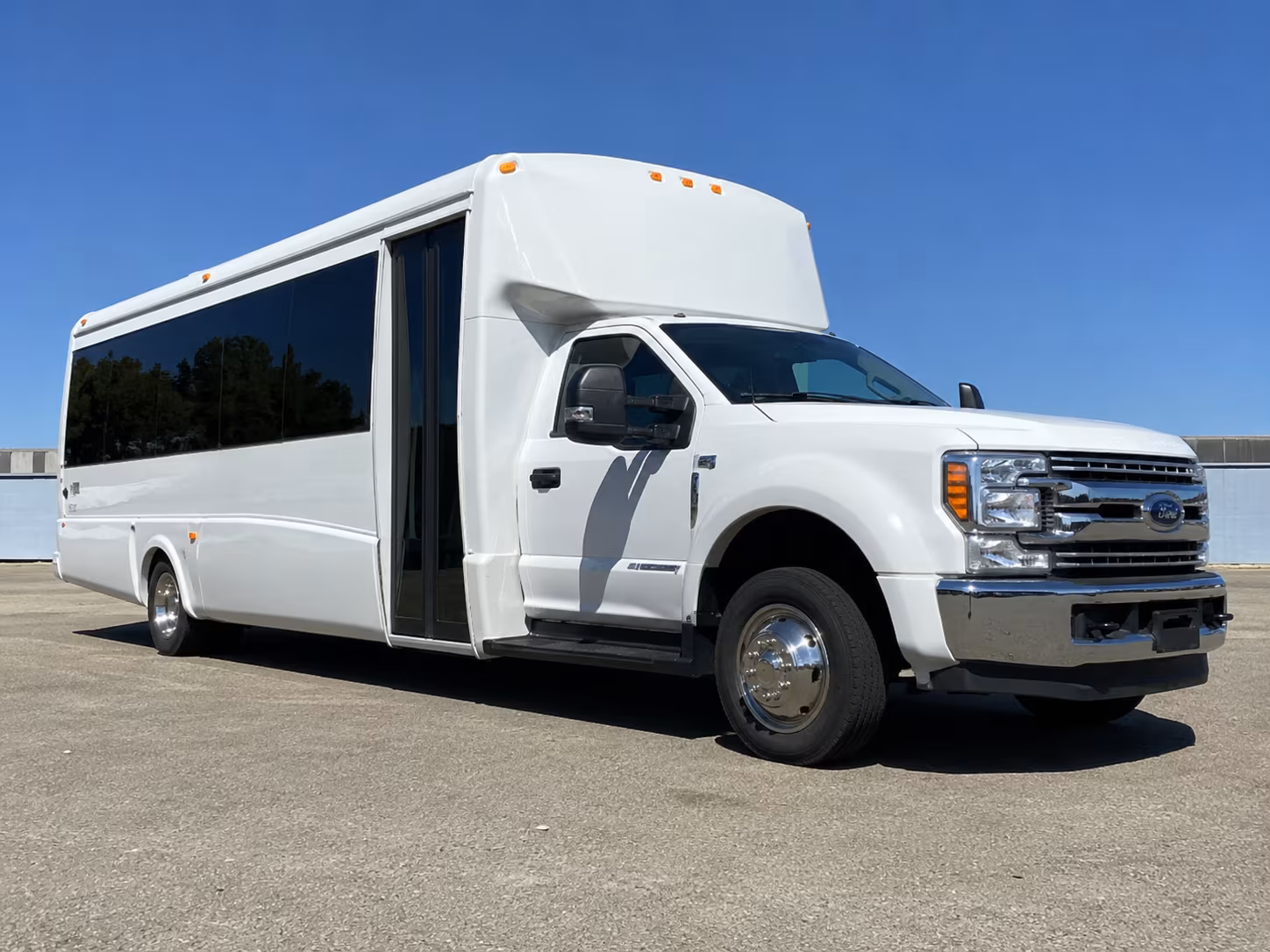 houston sports team and fan group bus rentals made simple