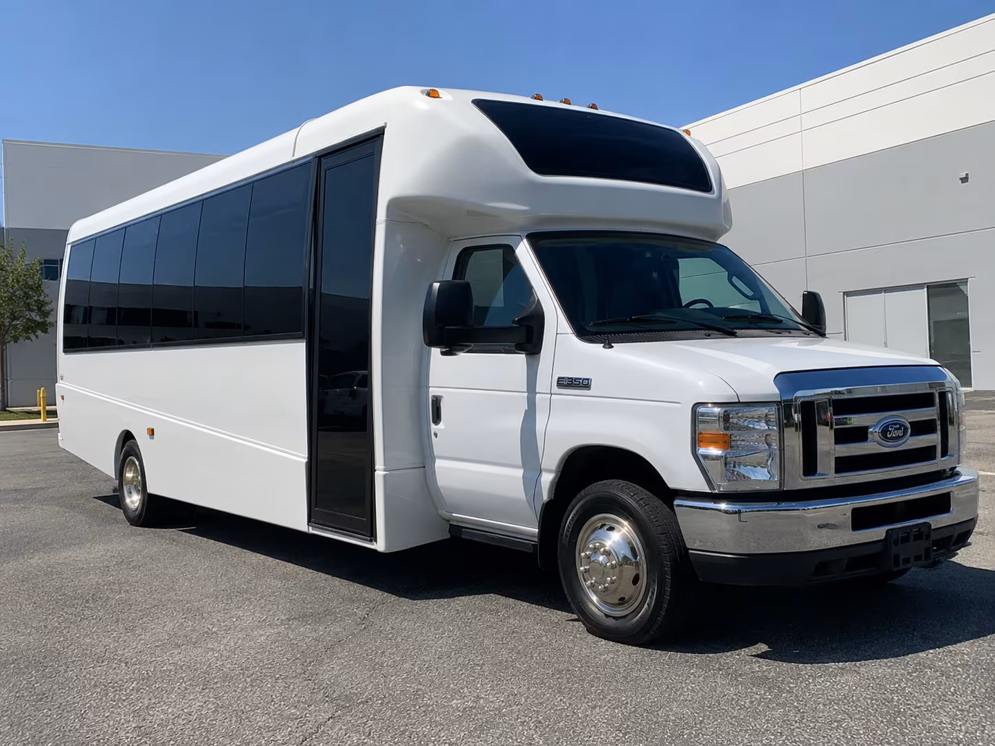 missouri city wedding bus rentals for small and large celebrations