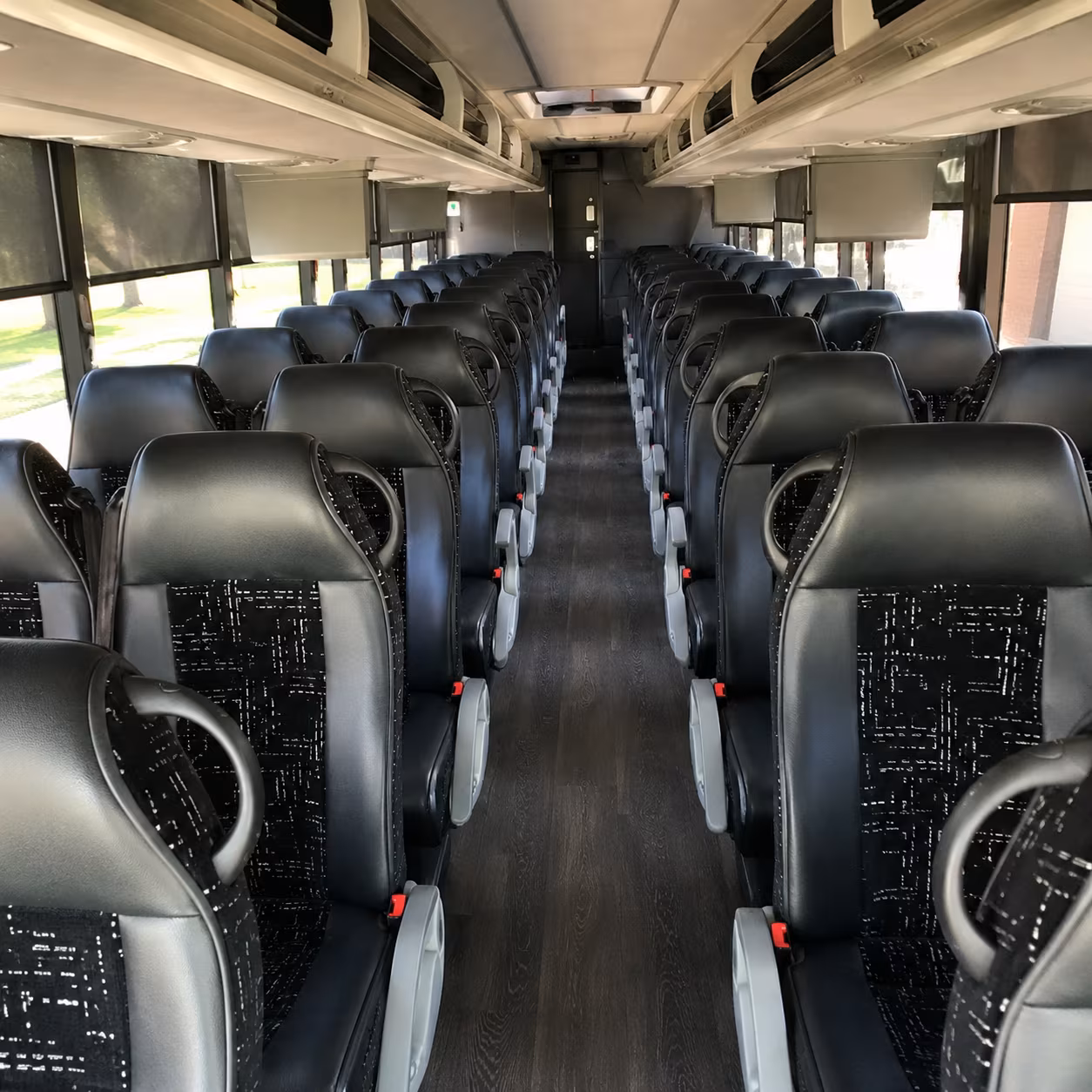sugarlandcharterbuscompany com can help you get your group to smart financial centre without the parking scramble