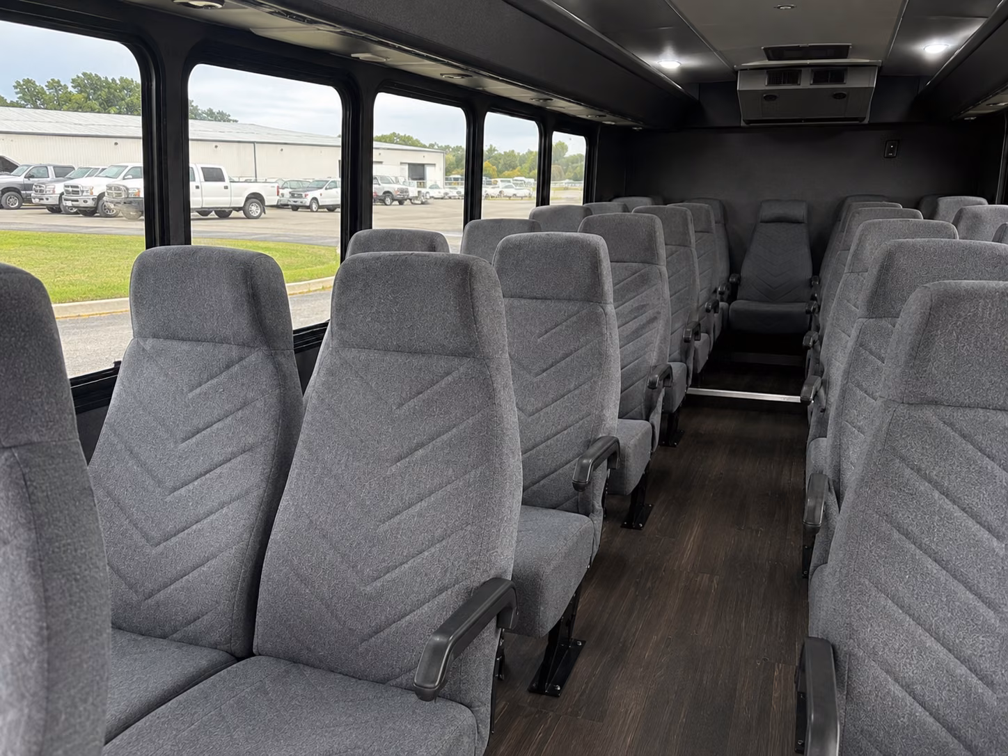 the woodlands bus rentals for trade shows and conferences