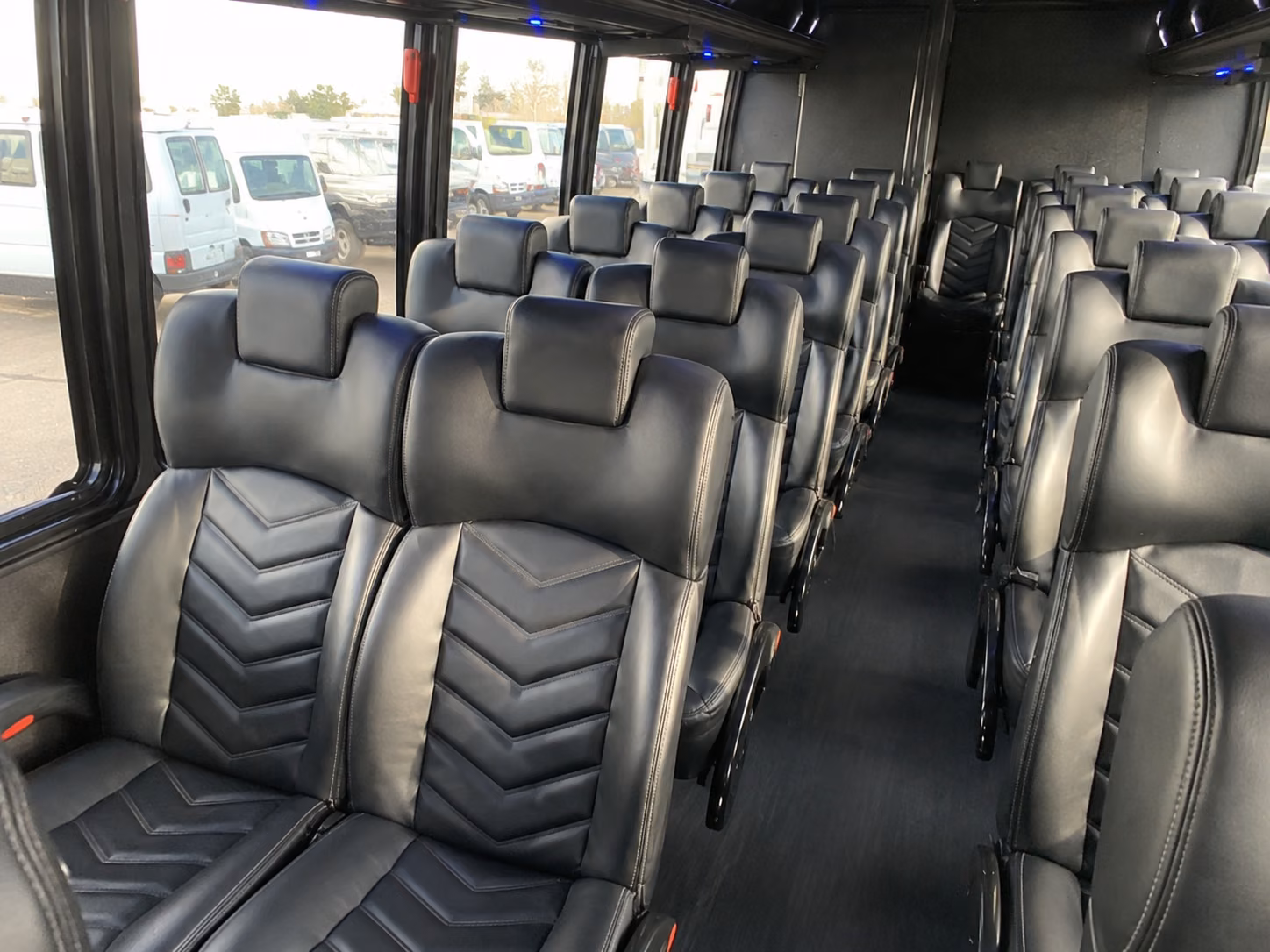 the woodlands private shuttles for winery pickups and drop offs in the woodlands