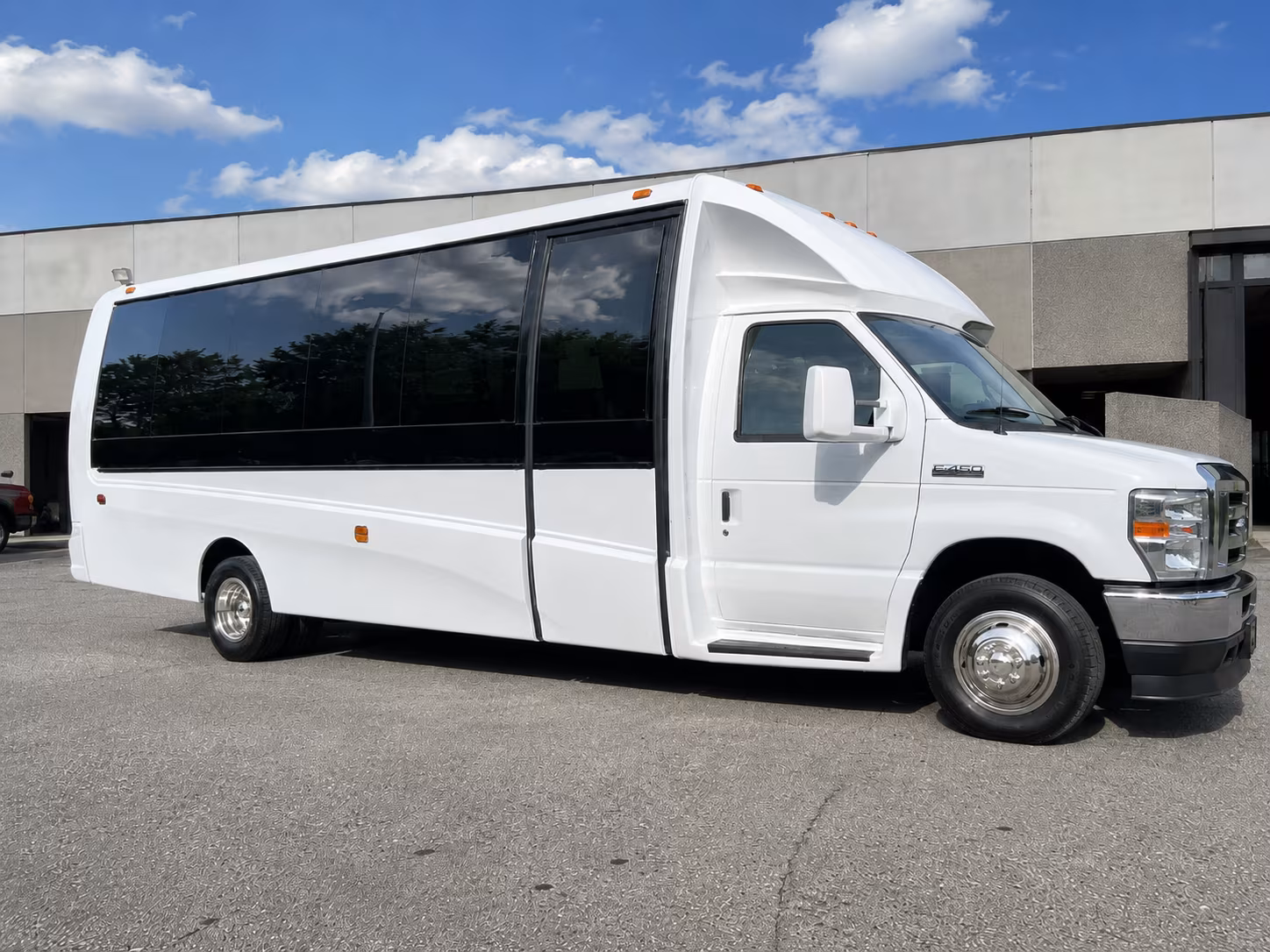 wedding transportation to safari texas ranch and richmond venue weddings